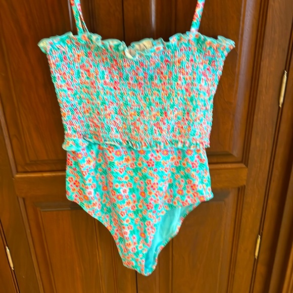 Solid and Striped one piece swimsuit size M - Picture 1 of 4
